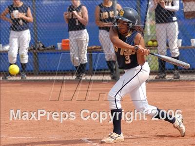 Thumbnail 1 in Los Osos @ Alta Loma photogallery.