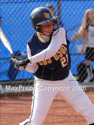 Thumbnail 3 in Los Osos @ Alta Loma photogallery.