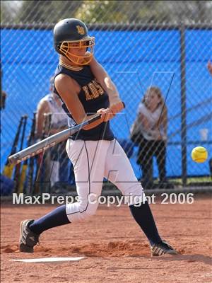 Thumbnail 2 in Los Osos @ Alta Loma photogallery.