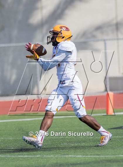 Thumbnail 3 in Mountain Pointe vs. Upland (Brothers In Arms Classic) photogallery.