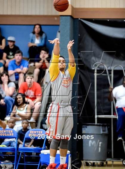 Thumbnail 1 in North vs South (Sacramento Optimist All-Star Basketball) photogallery.
