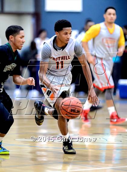 Thumbnail 1 in North vs South (Sacramento Optimist All-Star Basketball) photogallery.