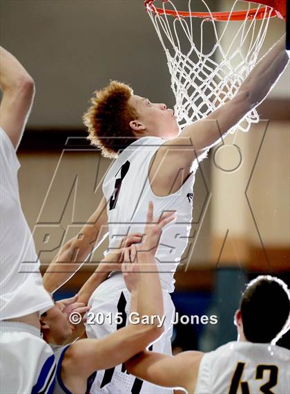 Thumbnail 1 in North vs South (Sacramento Optimist All-Star Basketball) photogallery.