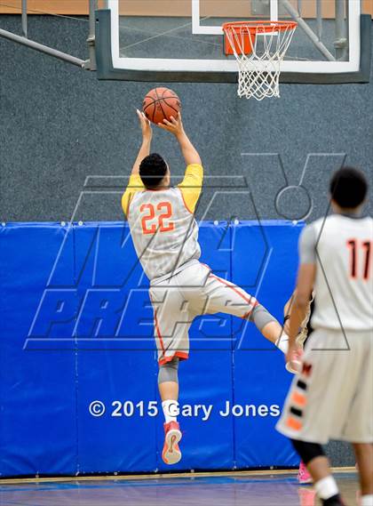 Thumbnail 2 in North vs South (Sacramento Optimist All-Star Basketball) photogallery.