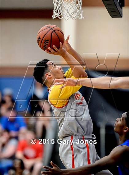 Thumbnail 1 in North vs South (Sacramento Optimist All-Star Basketball) photogallery.