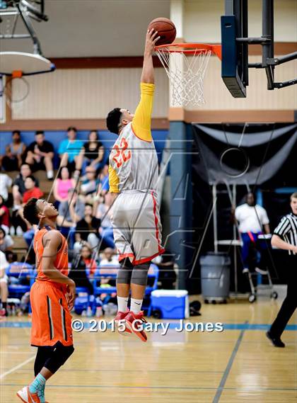 Thumbnail 1 in North vs South (Sacramento Optimist All-Star Basketball) photogallery.