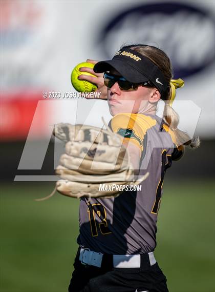 Thumbnail 2 in Live Oak @ St. Amant photogallery.