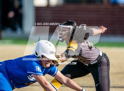 Thumbnail 2 in Live Oak @ St. Amant photogallery.