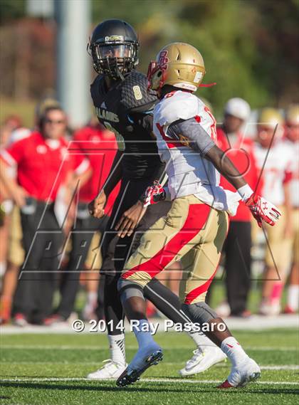 Thumbnail 3 in Bergen Catholic @ Paramus Catholic photogallery.