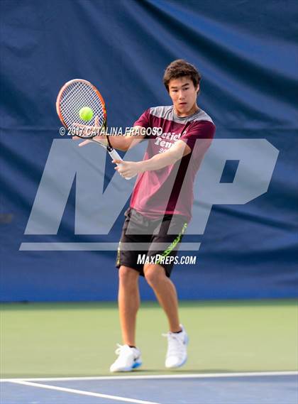 Thumbnail 2 in NYSPHSAA Championships (Singles 1st Round) photogallery.