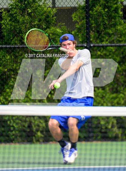 Thumbnail 2 in NYSPHSAA Championships (Singles 1st Round) photogallery.