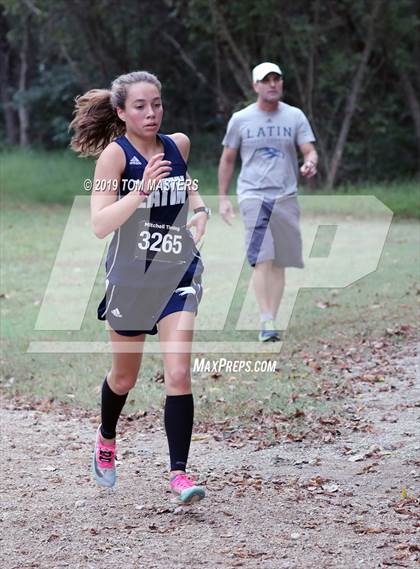 Thumbnail 1 in CISAA Girls Cross Country Championship photogallery.