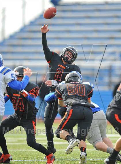 Thumbnail 1 in Haldane vs. Tuckahoe (Section 1 Class D Final) photogallery.