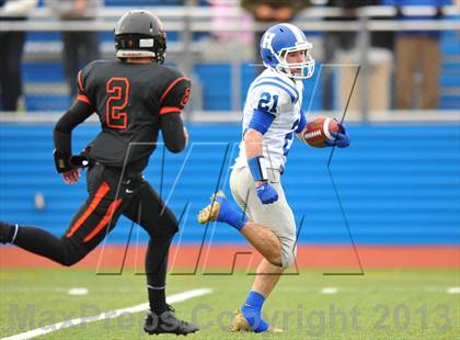 Thumbnail 3 in Haldane vs. Tuckahoe (Section 1 Class D Final) photogallery.