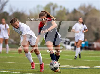 Thumbnail 3 in Kent Denver vs Jefferson Academy photogallery.