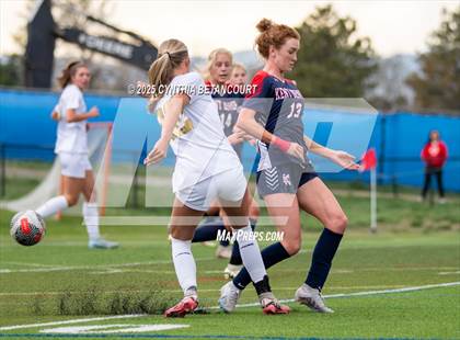 Thumbnail 3 in Kent Denver vs Jefferson Academy photogallery.