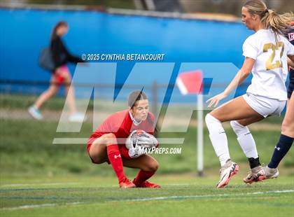 Thumbnail 3 in Kent Denver vs Jefferson Academy photogallery.