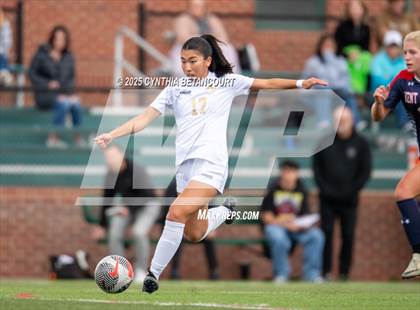 Thumbnail 3 in Kent Denver vs Jefferson Academy photogallery.