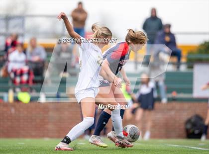 Thumbnail 3 in Kent Denver vs Jefferson Academy photogallery.