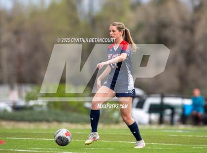 Thumbnail 2 in Kent Denver vs Jefferson Academy photogallery.