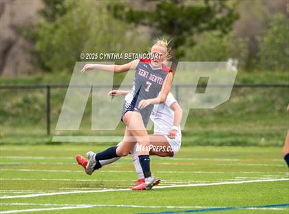 Thumbnail 2 in Kent Denver vs Jefferson Academy photogallery.