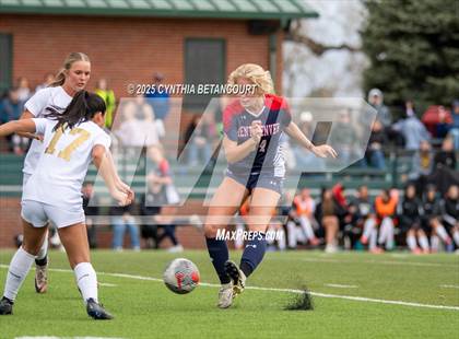 Thumbnail 2 in Kent Denver vs Jefferson Academy photogallery.
