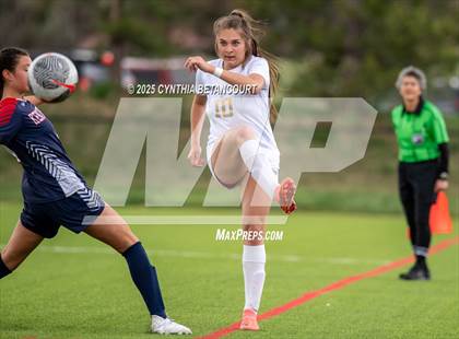 Thumbnail 2 in Kent Denver vs Jefferson Academy photogallery.