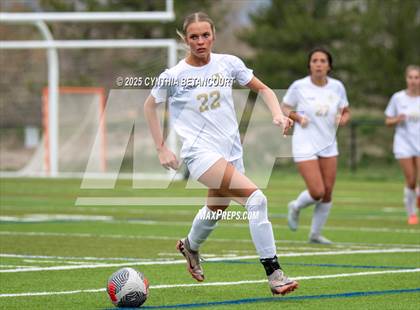 Thumbnail 3 in Kent Denver vs Jefferson Academy photogallery.