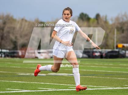 Thumbnail 3 in Kent Denver vs Jefferson Academy photogallery.