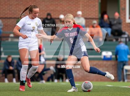 Thumbnail 2 in Kent Denver vs Jefferson Academy photogallery.