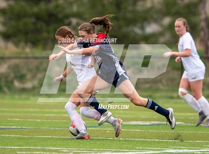 Thumbnail 2 in Kent Denver vs Jefferson Academy photogallery.