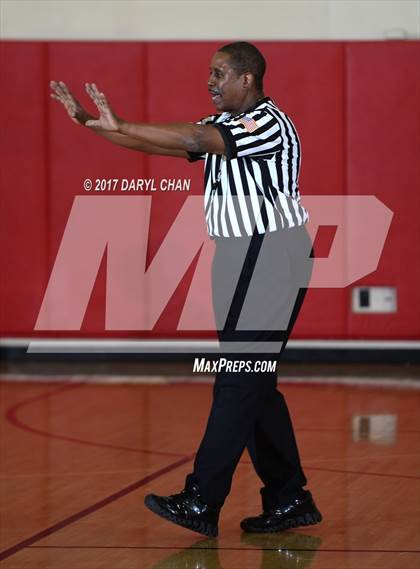Thumbnail 2 in San Marino vs. Damien (Mark Keppel Tournament) photogallery.