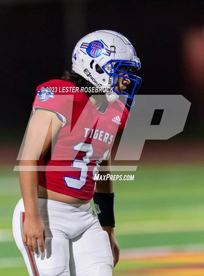 Thumbnail 3 in Dilley @ Tidehaven (UIL 3A D2 Area Playoffs) photogallery.