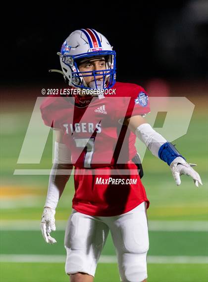 Thumbnail 1 in Dilley @ Tidehaven (UIL 3A D2 Area Playoffs) photogallery.