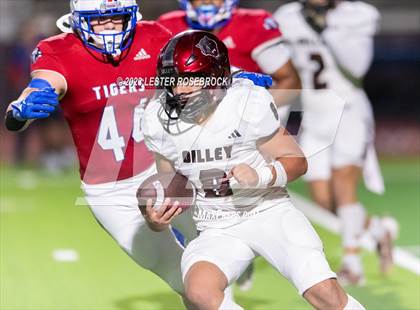Thumbnail 3 in Dilley @ Tidehaven (UIL 3A D2 Area Playoffs) photogallery.