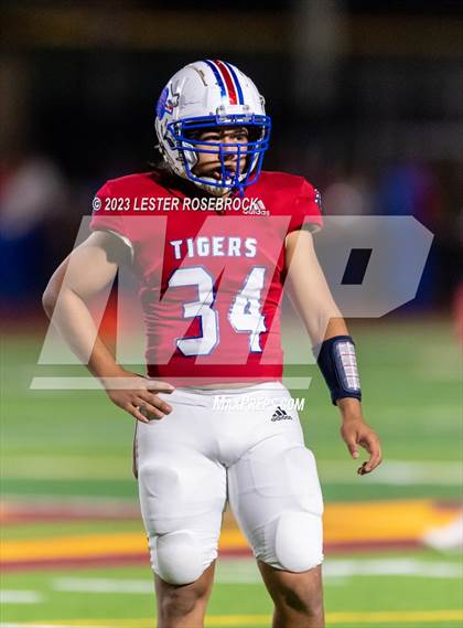 Thumbnail 3 in Dilley @ Tidehaven (UIL 3A D2 Area Playoffs) photogallery.