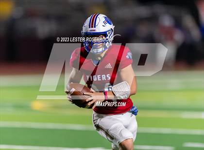 Thumbnail 1 in Dilley @ Tidehaven (UIL 3A D2 Area Playoffs) photogallery.