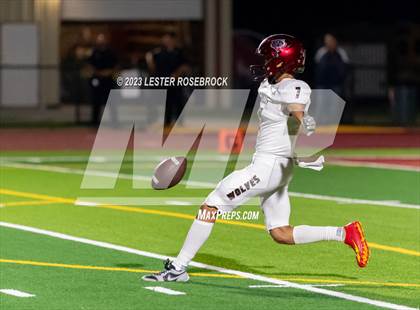 Thumbnail 1 in Dilley @ Tidehaven (UIL 3A D2 Area Playoffs) photogallery.