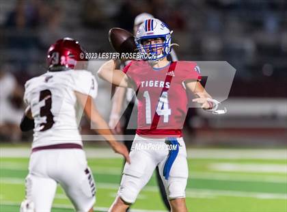 Thumbnail 3 in Dilley @ Tidehaven (UIL 3A D2 Area Playoffs) photogallery.