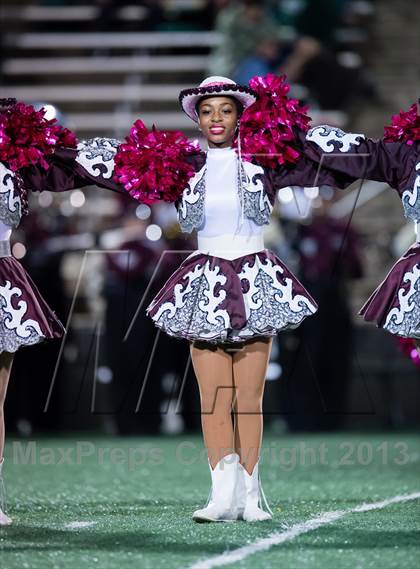 Thumbnail 1 in Naaman Forest vs Rowlett photogallery.