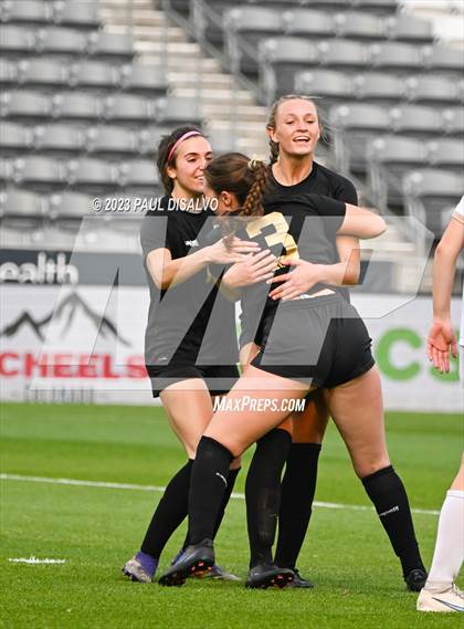 Thumbnail 3 in Manitou Springs vs. Jefferson Academy (CHSAA 3A State Final) photogallery.