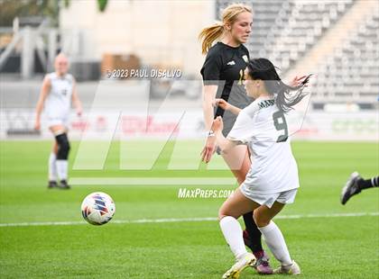 Thumbnail 3 in Manitou Springs vs. Jefferson Academy (CHSAA 3A State Final) photogallery.