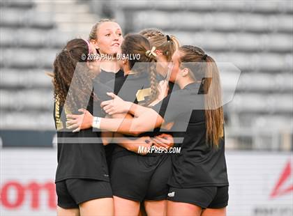 Thumbnail 1 in Manitou Springs vs. Jefferson Academy (CHSAA 3A State Final) photogallery.