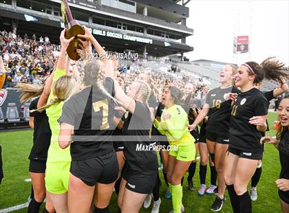 Thumbnail 2 in Manitou Springs vs. Jefferson Academy (CHSAA 3A State Final) photogallery.