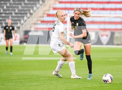 Thumbnail 3 in Manitou Springs vs. Jefferson Academy (CHSAA 3A State Final) photogallery.