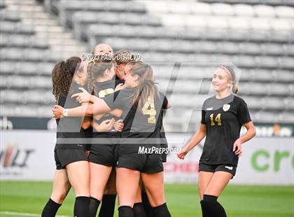 Thumbnail 2 in Manitou Springs vs. Jefferson Academy (CHSAA 3A State Final) photogallery.