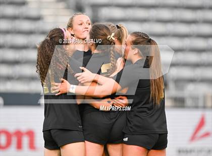 Thumbnail 2 in Manitou Springs vs. Jefferson Academy (CHSAA 3A State Final) photogallery.