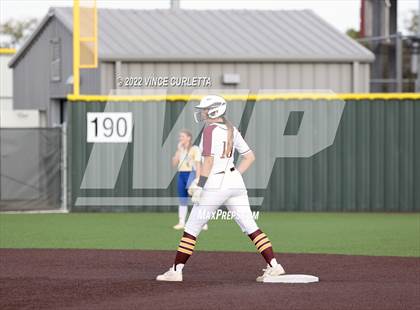 Thumbnail 3 in Tivy @ Dripping Springs photogallery.