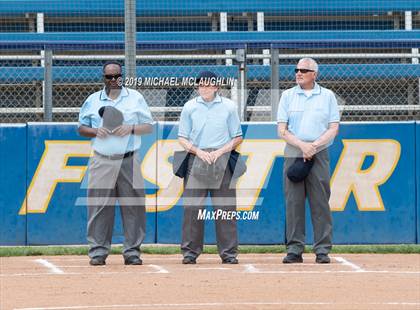 Thumbnail 1 in East Rockaway vs Oyster Bay (NYSPHSAA Section 8 Class B Final Game 1) photogallery.
