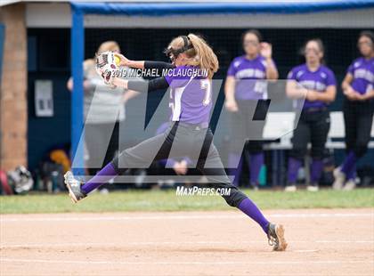 Thumbnail 1 in East Rockaway vs Oyster Bay (NYSPHSAA Section 8 Class B Final Game 1) photogallery.